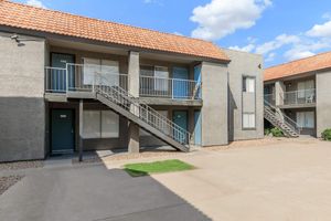 FEATURING NEWLY REMODELED 1 AND 2 BEDROOM APARTMENTS FOR RENT
