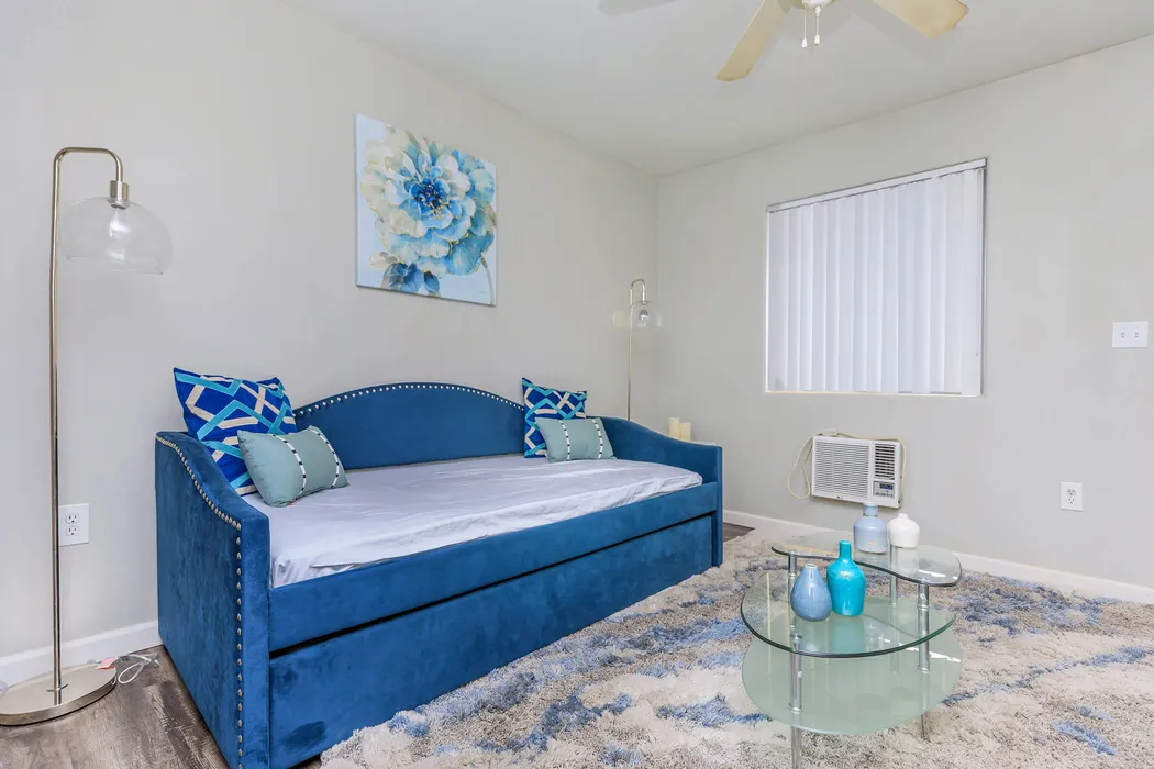 Home Residence at Tolleson Apartments Phoenix, AZ