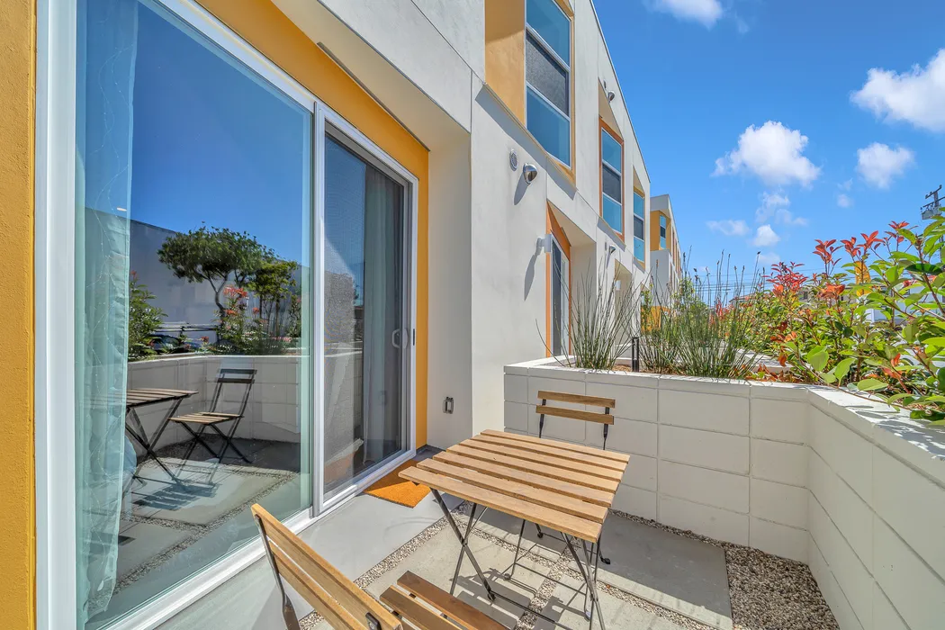 Apartment Features cover photo