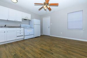 SPACIOUS STUDIO APARTMENT