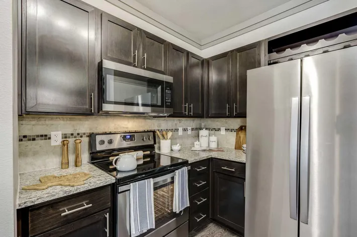 Apartment Features cover photo