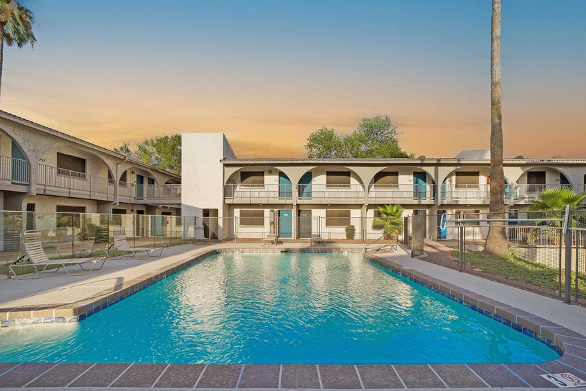 Pool and poolside area at Sunrise on 35th.
