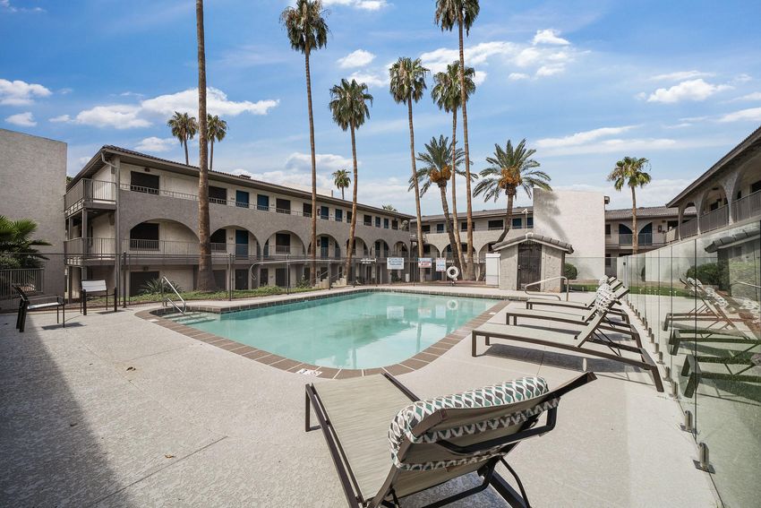 Pool and poolside area at Sunrise on 35th.