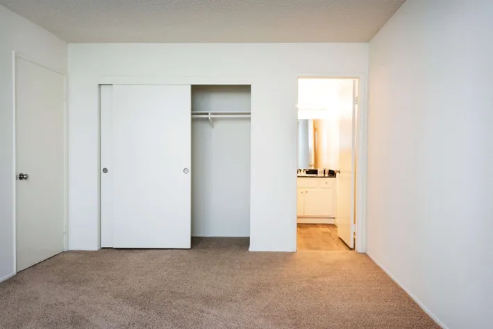 Apartment Features cover photo