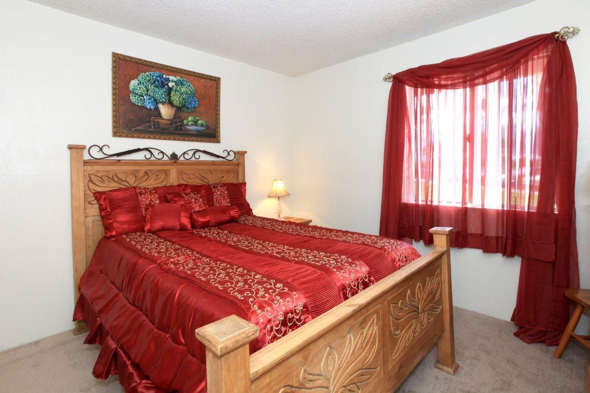 Courtyard Apartments Photo Gallery