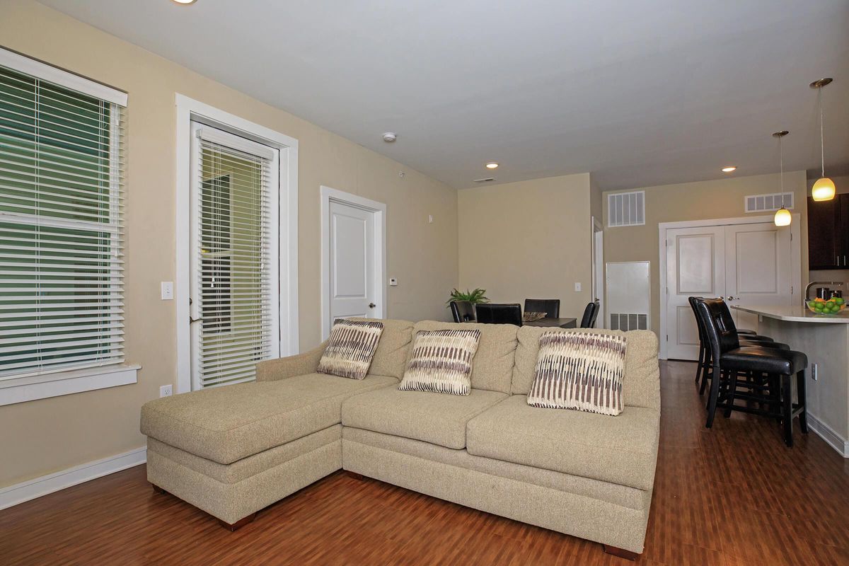 SPACIOUS LIVING ROOM AT 1400 MAIN