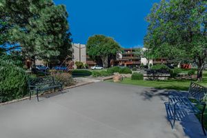 community area with benches