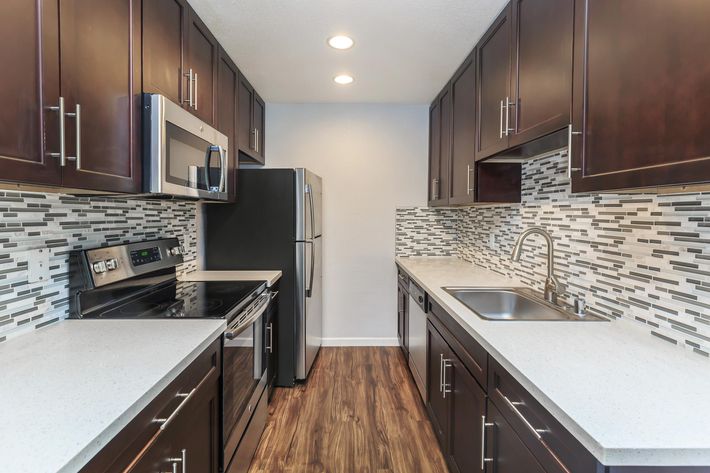 Kitchen at Creekside Apartments in San Jose, CA