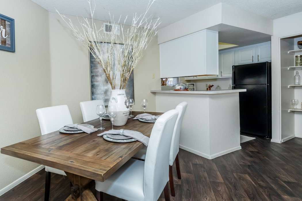 Home La Estancia Apartments Tempe, AZ