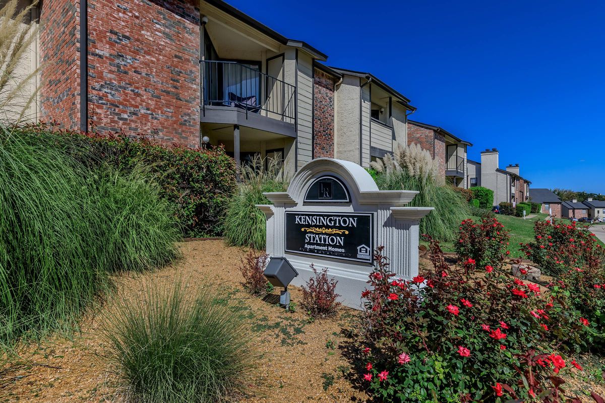 Kensington Station Apartments In Bedford