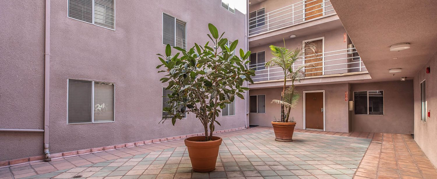 512 Veteran Apartments In Los Angeles Ca