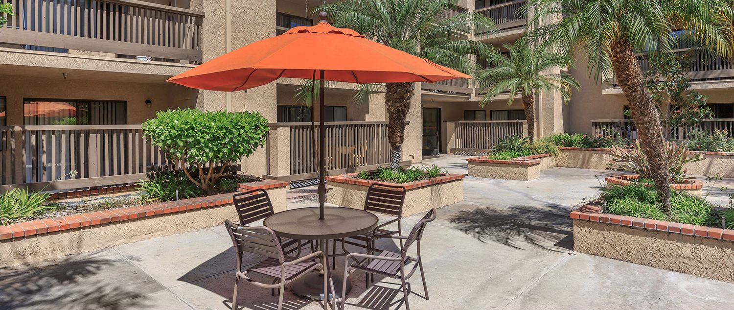 Acaciawood Village Senior Apartment Homes Apartments In Anaheim Ca