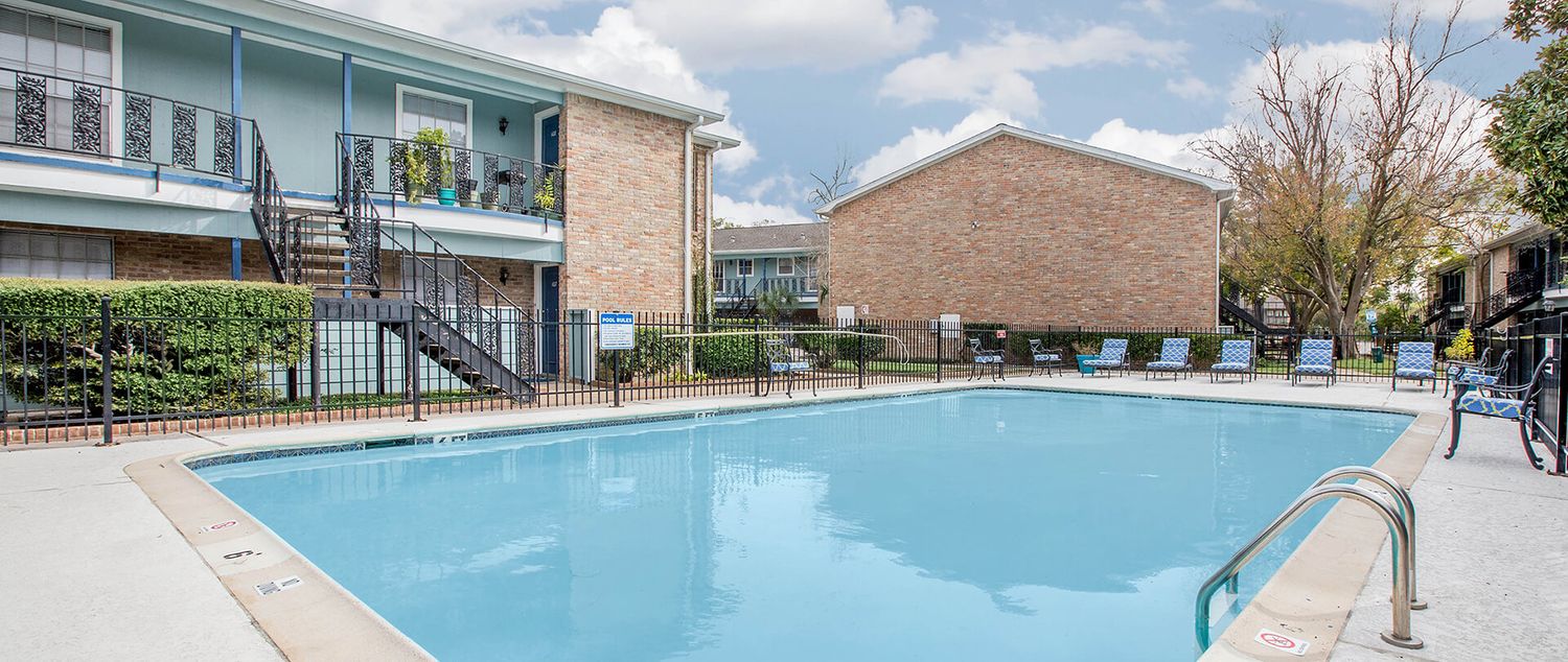 Aero On Upper Bay Apartments In Houston Tx