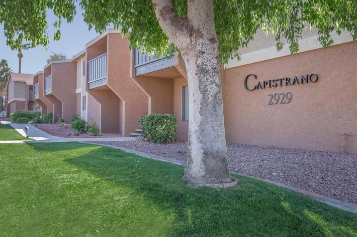 WELCOME HOME TO CAPISTRANO APARTMENTS