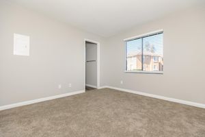 WALL TO WALL CARPET IN SMOKETREE APARTMENTS