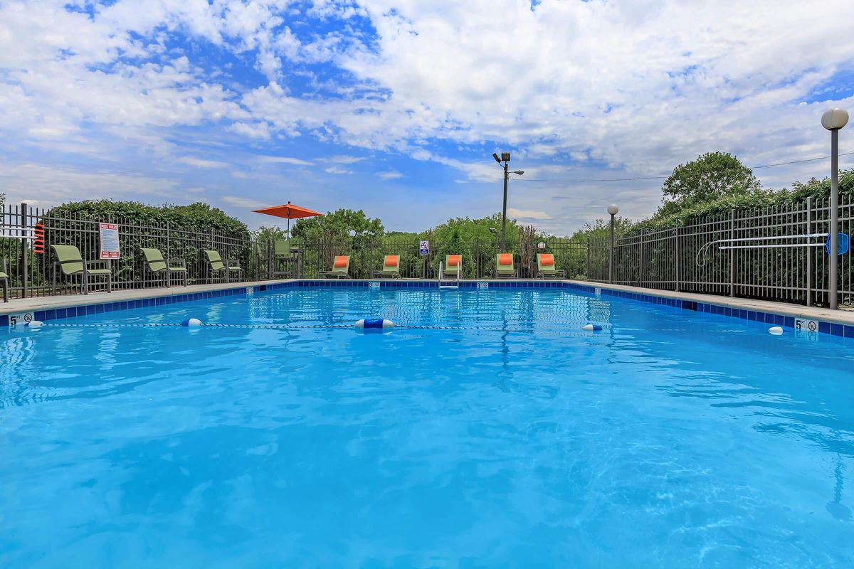 the swimming pool at Sunrise Apartments in Nashville, Tennessee has plenty of space for everyone 