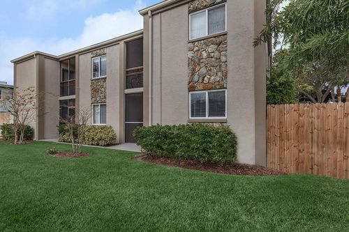 Fountain Court Amp Lakeside Apartments Apartments In St
