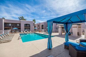 Sparkling Pool and lounge area at Azul Apartments in Phoenix, Arizona