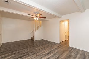 2 BEDROOM APARTMENT FOR RENT IN JACKSON, TN