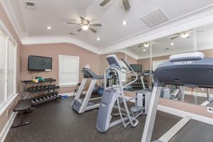 STATE-OF-THE-ART FITNESS CENTER IN JACKSON, TN