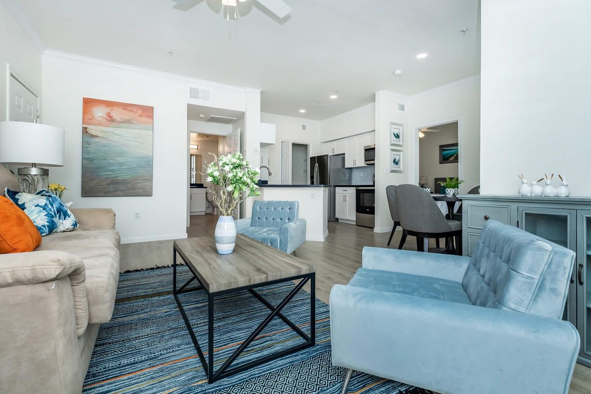 YOUR NEW APARTMENT HOME AT GULF BREEZE