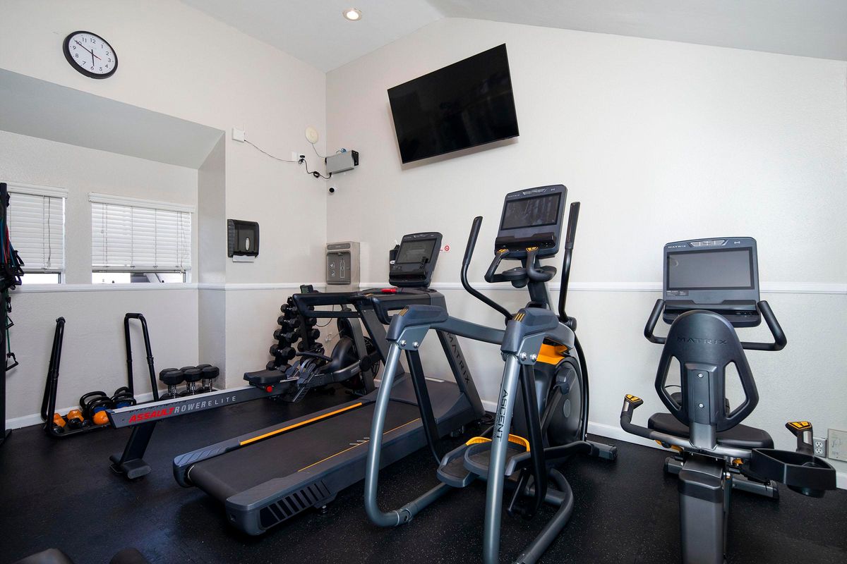 Scripps Landing Upper Gym 01.jpg
