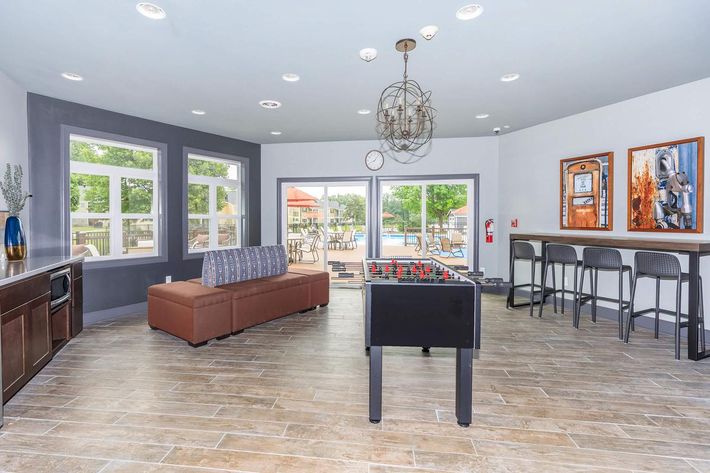 Twin Lakes Apartments Photo Gallery