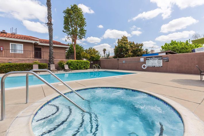 Casa Pacifica Apartment Homes community spa and the community pool