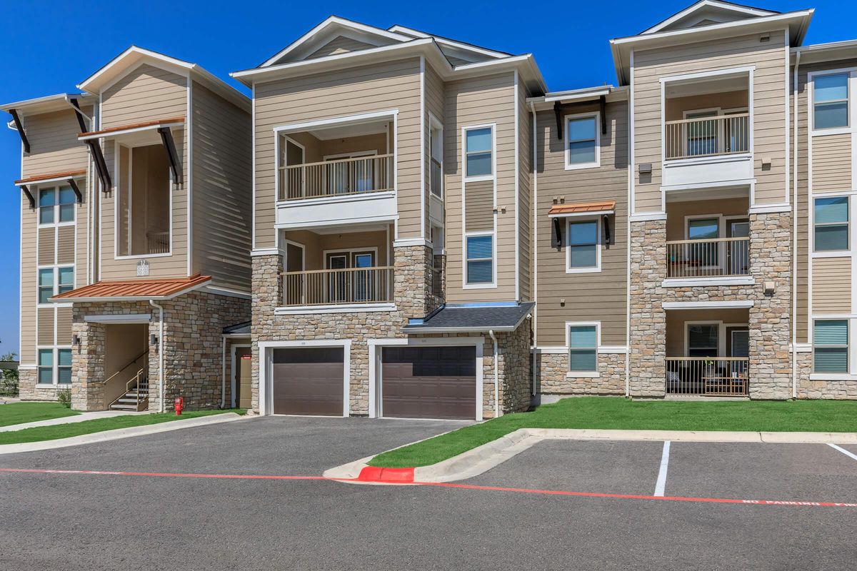 APARTMENTS FOR RENT AT RYZE AT SUNFIELD IN BUDA, TEXAS