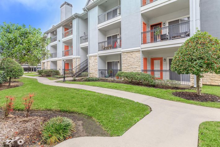SHORT-TERM LEASING AT APARTMENTS FOR RENT IN HOUSTON, TEXAS
