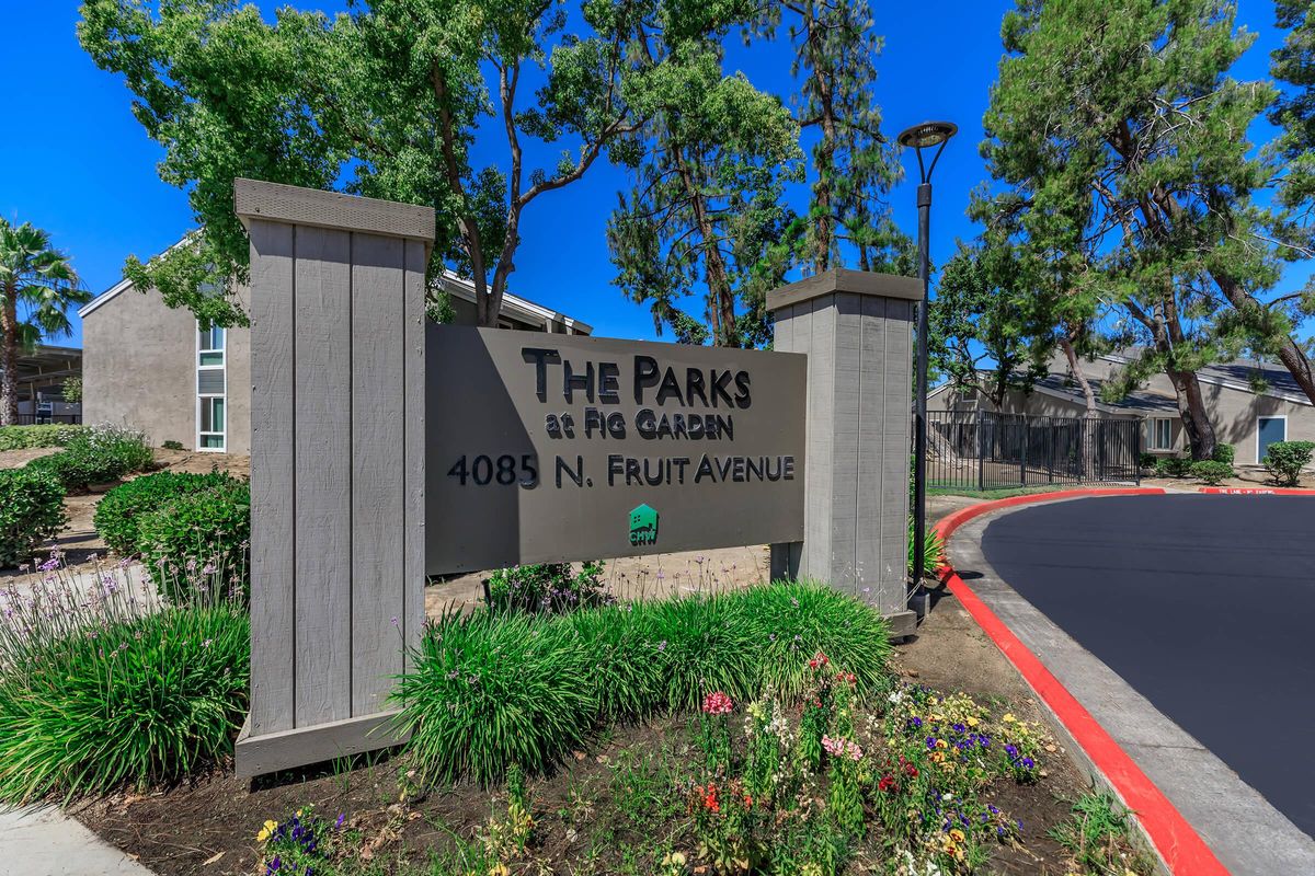 The Parks at Fig Garden monument sign
