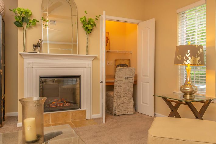 COZY UP TO THE FIREPLACE IN BILOXI, MISSISSIPPI