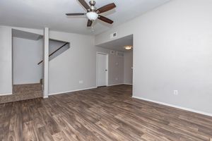 Spacious room with entryway at The Park at Summerhill Road