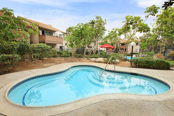 Harbor Pointe Apartment Homes Apartment Homes In Santa