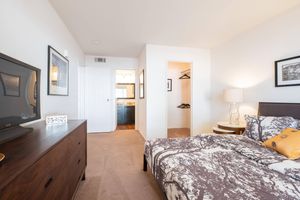 TWO BEDROOM APARTMENTS FOR RENT IN OVERLAND PARK, KANSAS