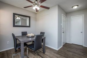 LARGE DINING ROOMS IN DALLAS, TX