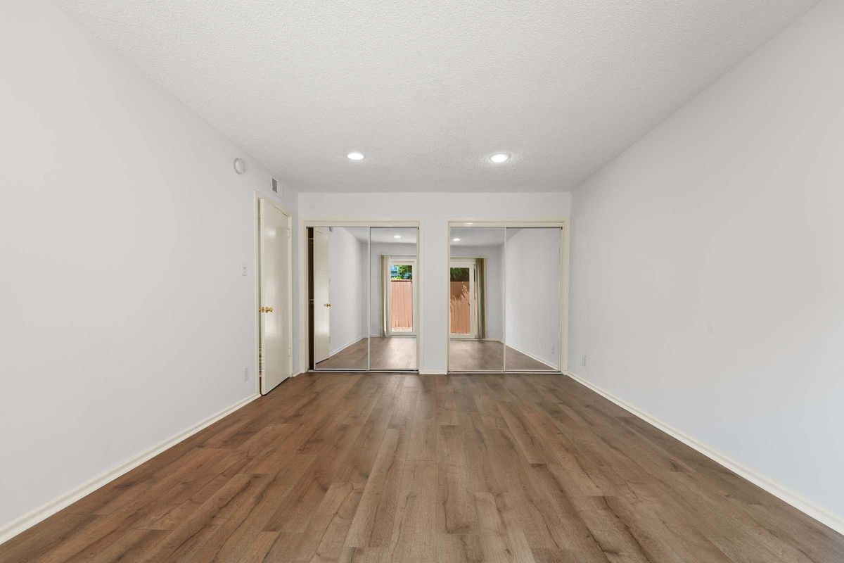 691 Levering Ave-22.jpg