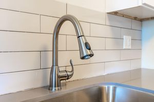 Stainless steel extendable sink faucet