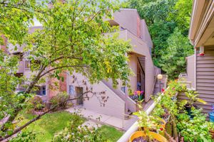 Lush Landscaping - Rainbow Ridge Apartments - Kansas City - Kansas