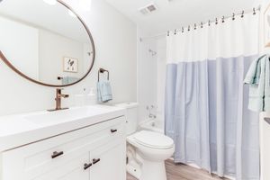 Staged bathroom at Rainbow Ridge Apartments in Kansas City, Kansas