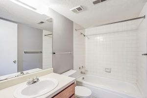 Bathroom with bathtub at Rainbow Ridge Apartments in Kansas City, Kansas