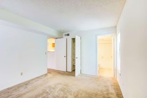 Bedroom - Rainbow Ridge Apartments - Kansas City - Kansas