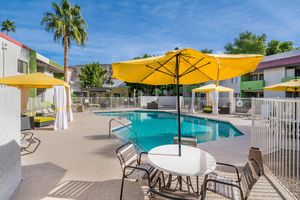 Shimmering Swimming Pool - Spring Apartments - Phoenix - Arizona