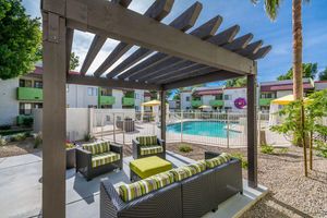 Large Sundeck with Resort-style Furniture - Spring Apartments - Phoenix - Arizona