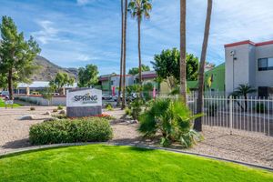 Beautiful Landscaping - Spring Apartments - Phoenix - Arizona
