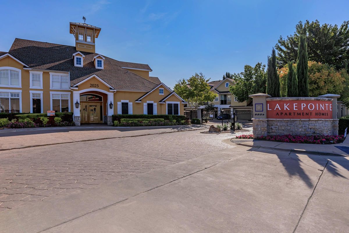 Lakepointe Residences Apartments In Lewisville Lakepointe Residences Apartments In Lewisville