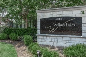 CONTACT WILLOW LAKES TODAY!