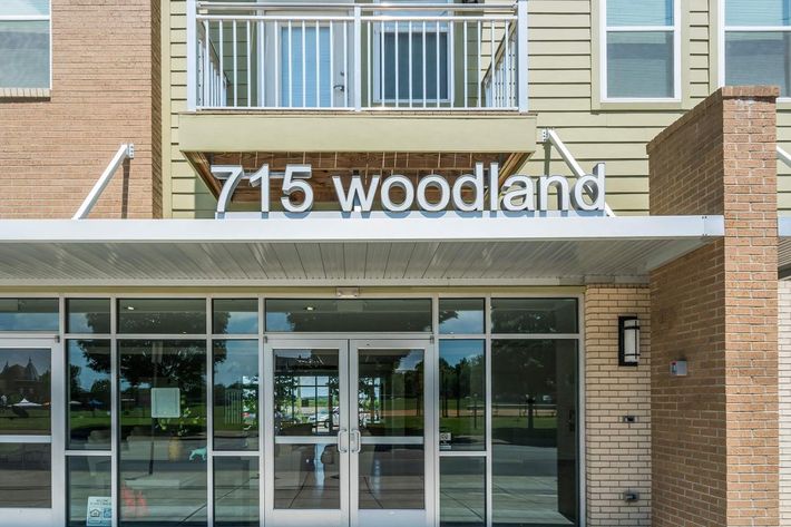 Welcome to 715 Woodland in Nashville, TN