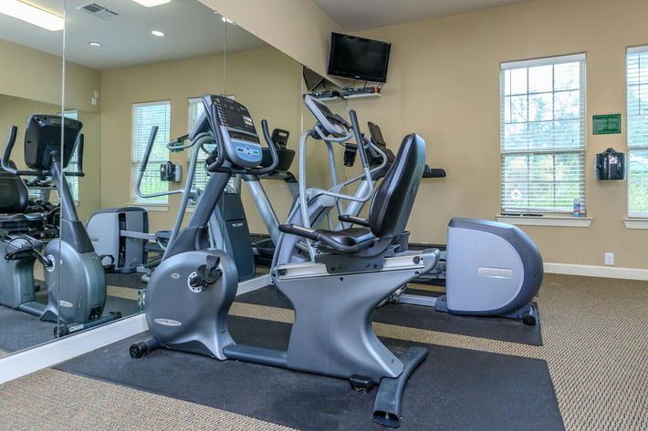 24-HOUR STATE-OF-THE-ART FITNESS CENTER
