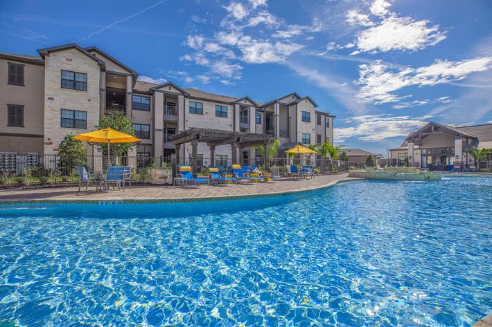 DISCOVER YOUR NEW APARTMENT IN HUMBLE, TEXAS